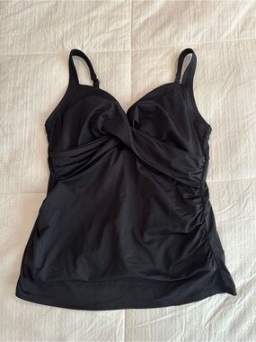EUC Lands End size 12 black bathing suit top